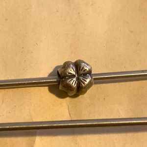 Pandora flower charm